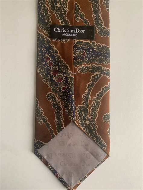 vintage dior tie.